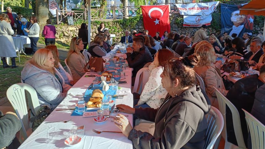 29 Ekim Kadınlar Derneği Antalya Şubesi (2)