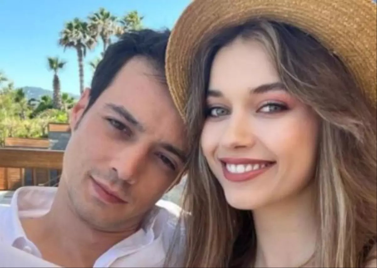 Afra Saraçoğlu Sevgilileri 3