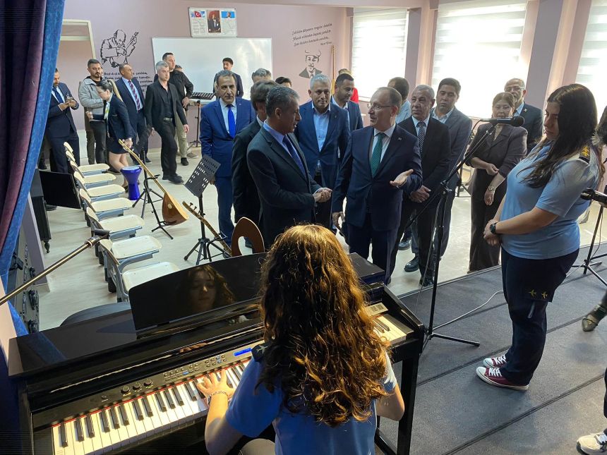 Aksu Uçak Bakım Teknolojisi Mesleki Ve Teknik Anadolu Lisesi Sınıf Açılışı (4)