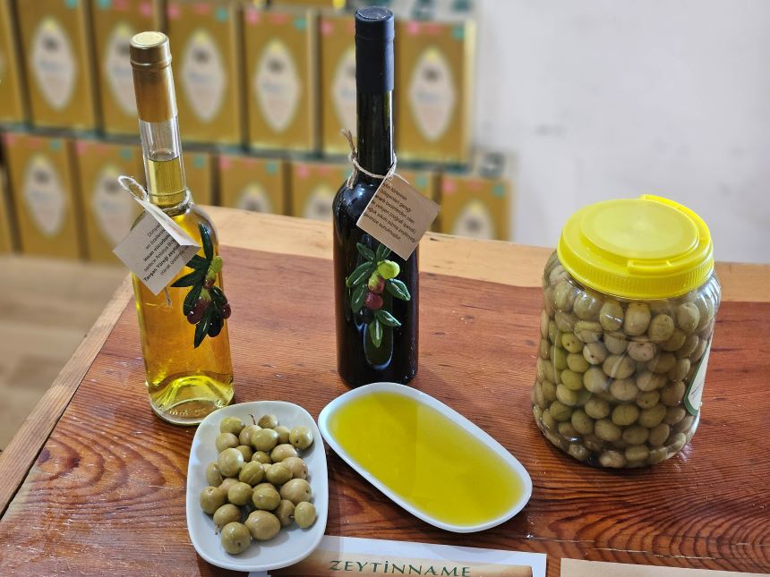 D U N Y A N I N E N S A G L I K L I Z E Y T I N Y A G I N I N L I T R E 1063623 315589-1