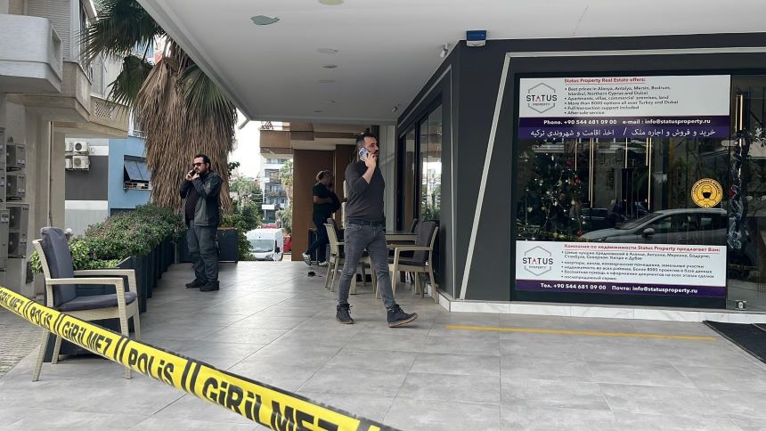 Dayı Yeğeninin Canına Kıydı! Genç Kadın Defnedildi (3)