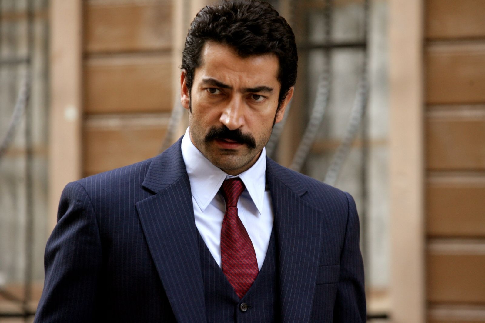 Kenan İmirzalıoğlu Ne Kadar Kazanıyor 2