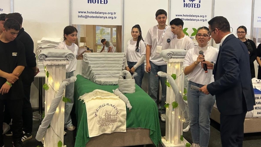 610813338 18304365520283695 6227432198472992211 N