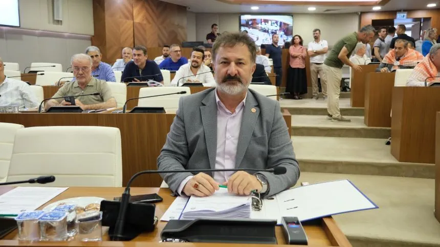 AK Partili isim, Erdoğan'ı görmek için Antalya'dan Rize'ye 1365 kilometre yol kat etti!