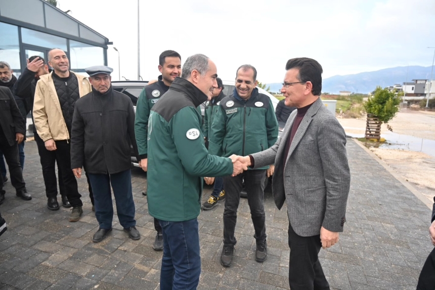 Ak Parti Heyeti Kumluca'da (1)