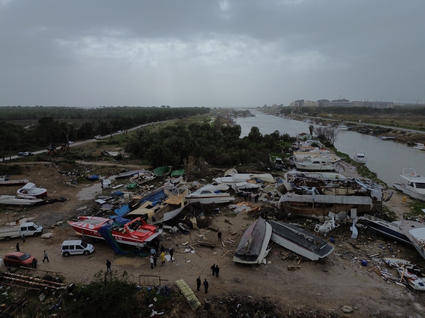 Aksu Çayı Ters Dönen Tekneler (4)