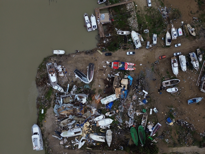 Aksu Çayı Zarar Gören Tekneler (1)