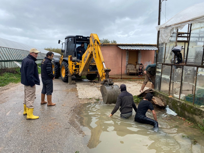 Aksu'da 5 Yaşındaki Çocuk Sulama Kanalına Düşüt (1)