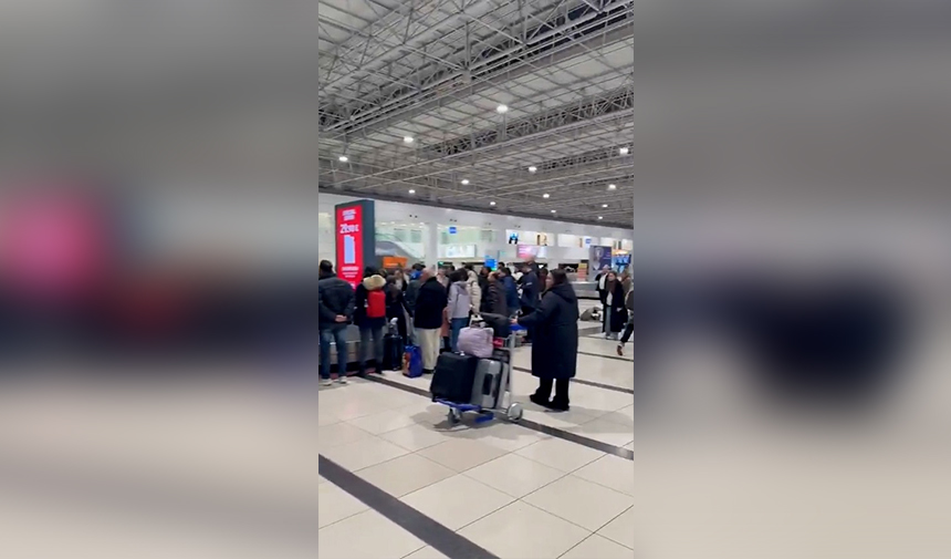 Antalya Havalimanbı Bağaj Krizi 2