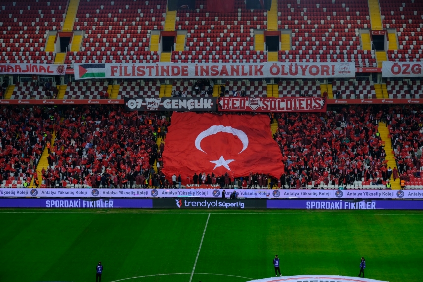 Antalyaspor Taraftar (1)-1