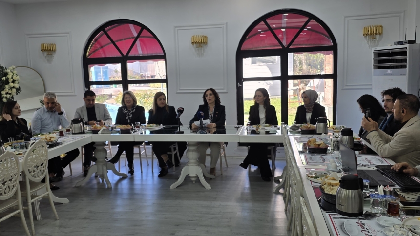 Fatma Gül Yalçınkaya Mimarlar Odası Adayı (3)