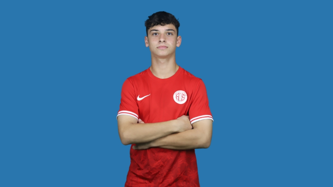 Hasan Yakub İlçin Antalyaspor Futbolcusu