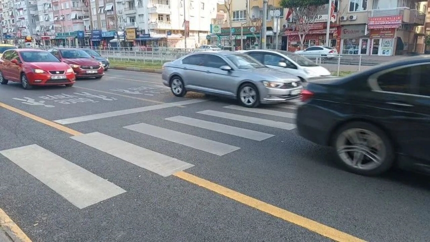 Kızılırmak Caddesi Yaya Geçidi Antalya (1)