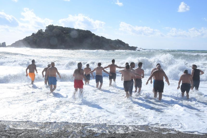 Mersin'de Yeni Yılın Ilk Günü Deniz (2)