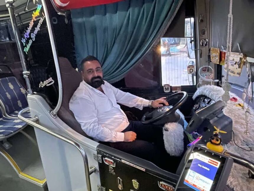 Osman Gökşaban Otobüs Şoförü