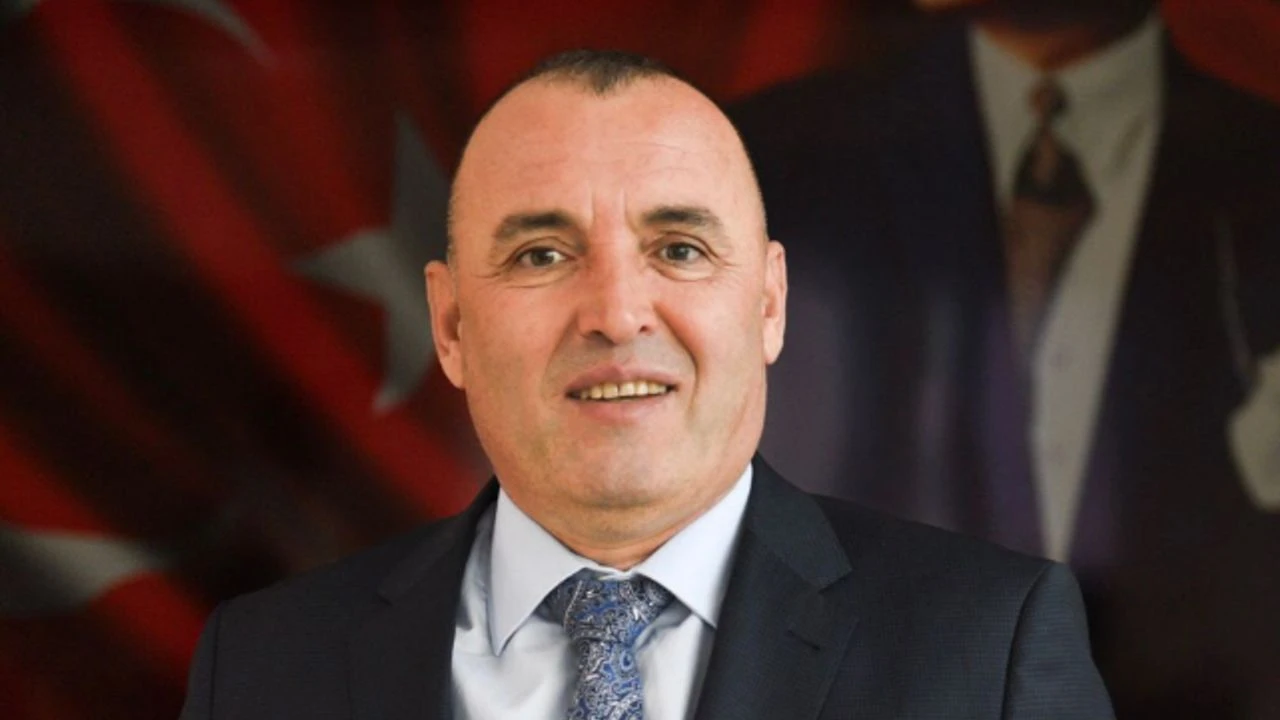 Antalya Servis Aracı İşletmecileri Esnaf Odası Başkanı Süleyman Şahin