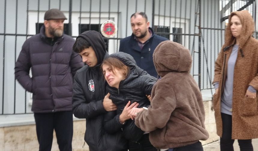 Antalya’da Otobüs Faciasında Cenazeler Alınmaya Başlandı (2)