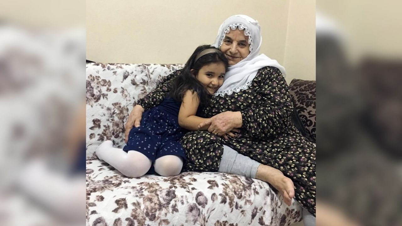 Depremden Bir Önce Uğurladı, Eşi Ve Kızını Enkazda Kaybetti (4)