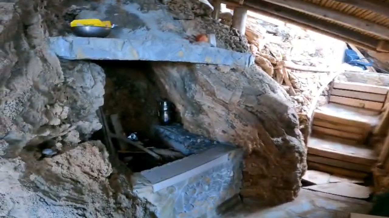 Falezlerde Kaçak Yapı Mangal Yeri