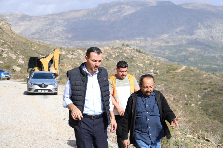 Mehmet Çiçek Manavagt'ta Kapanan Yol Için Incelemelerde Bulunuyor