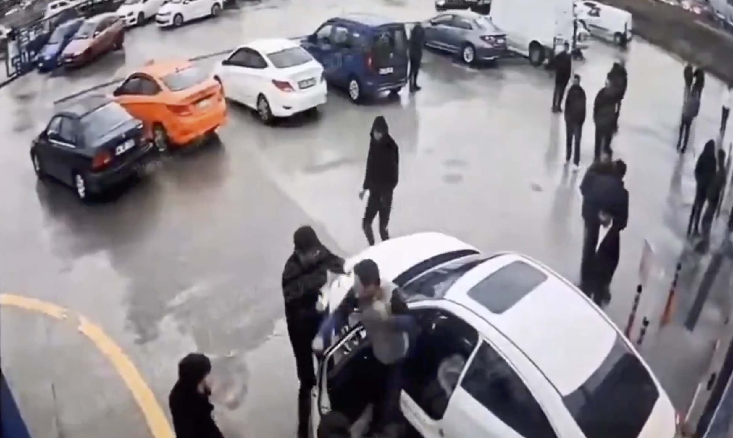 Melih Okan Keskin Saldırıya Uğrayan Polis (3)