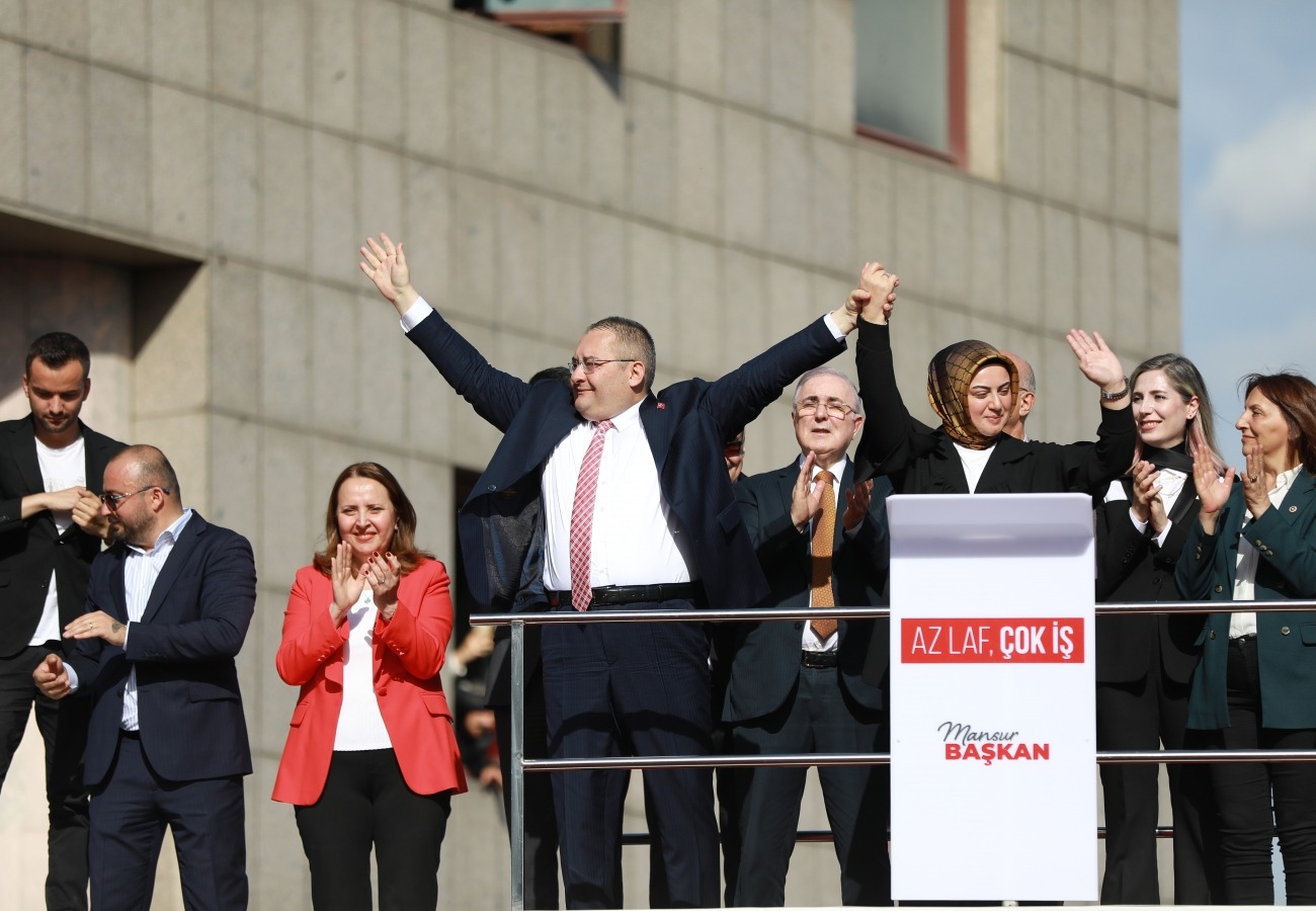 Mesut Özarslan Eşi