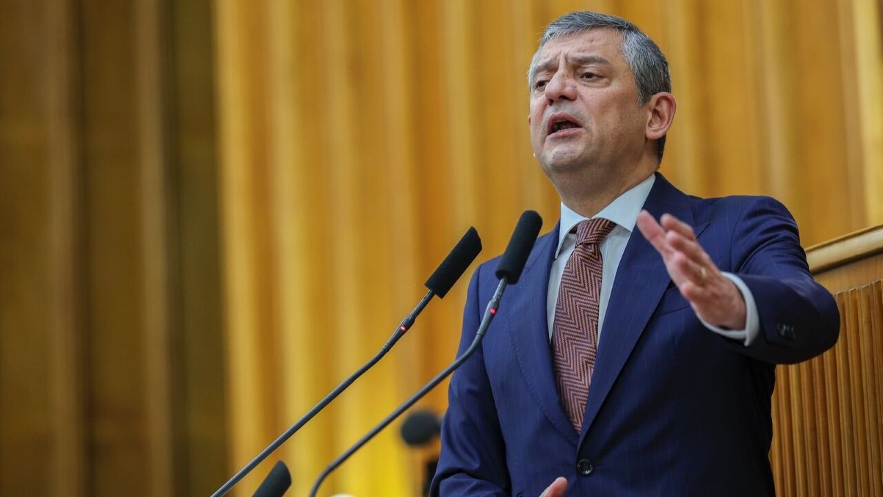 Özgür Özel Meclis 22