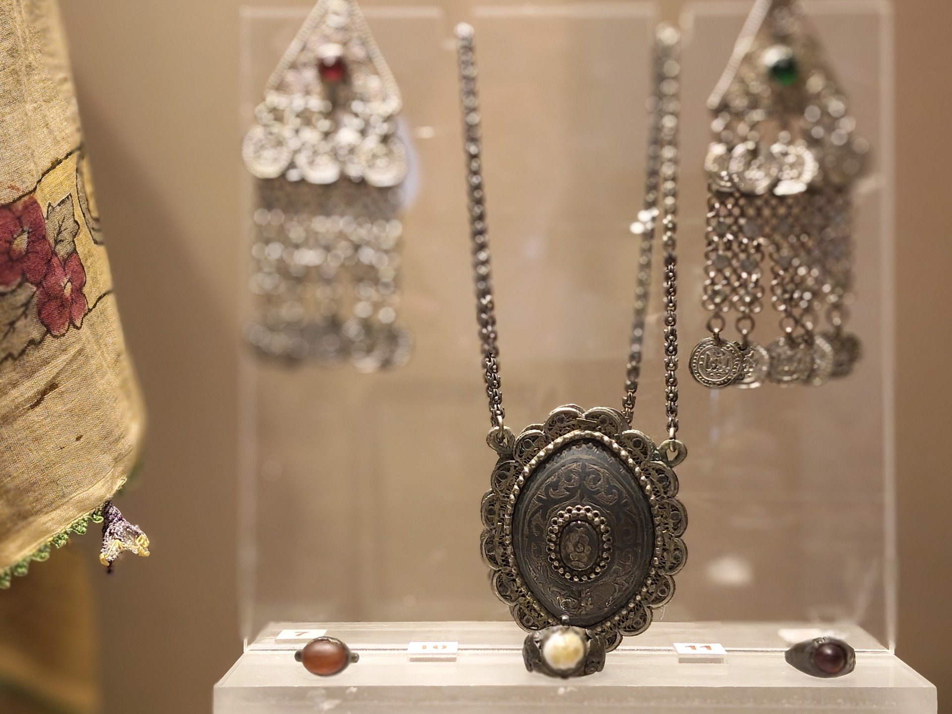 654974566 18002376665903522 4289647241403798812 N