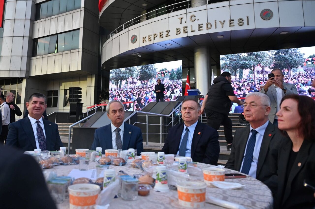 Chp Kepez Belediyesi Iftar Programı