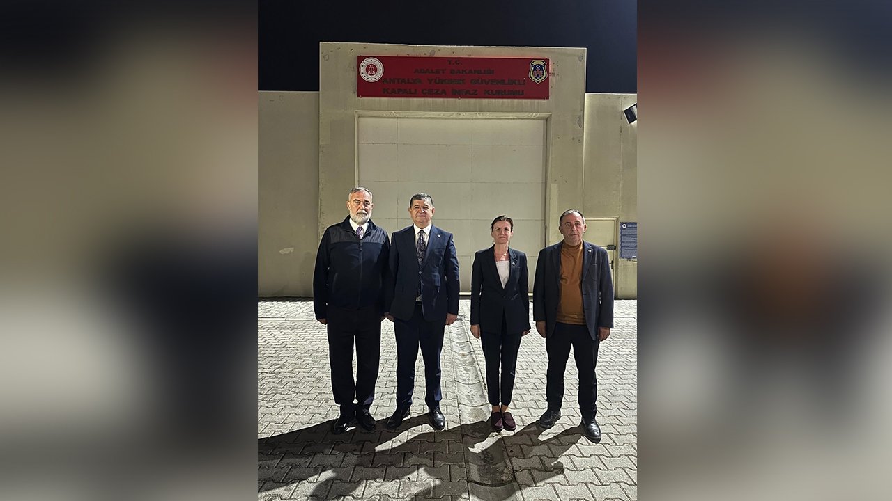 Chp Milletvekilleri Muhittin Böcek Ziyareti