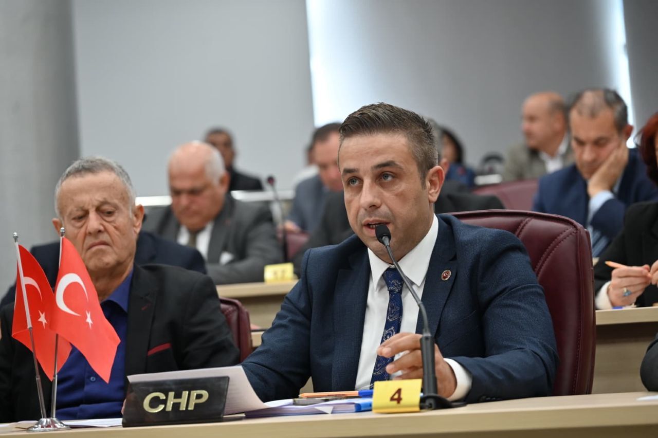 İzzet Çeliktürk Chp Kepez Sözcüsü