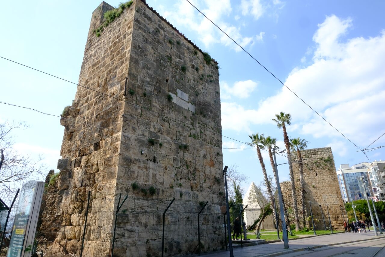 Kale Kapısı Burçları Tel Örgü 3 (1)