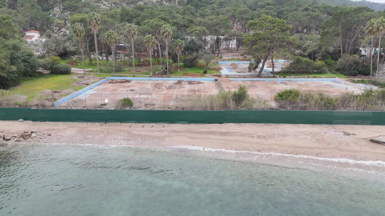 Kemer'de 900 Yataklı Otel Yapmak Için Ağaç Kıyımı Başladı (8)