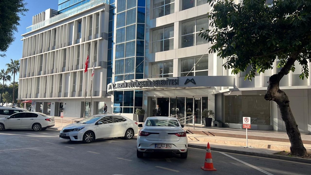 Mersin Büyükşehir Belediyesi Bina