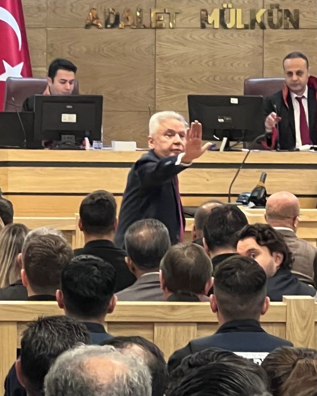 Muhittin Böcek Mahkeme Salonu