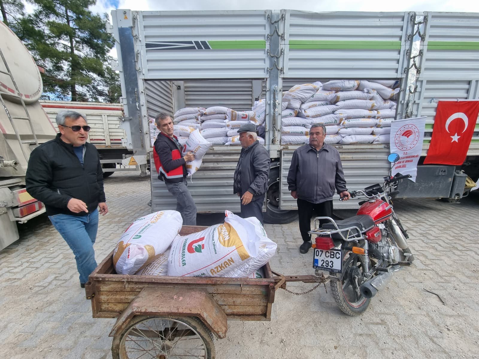 Antalya tarımında nohut atağı: İki ilçede dağıtıldı