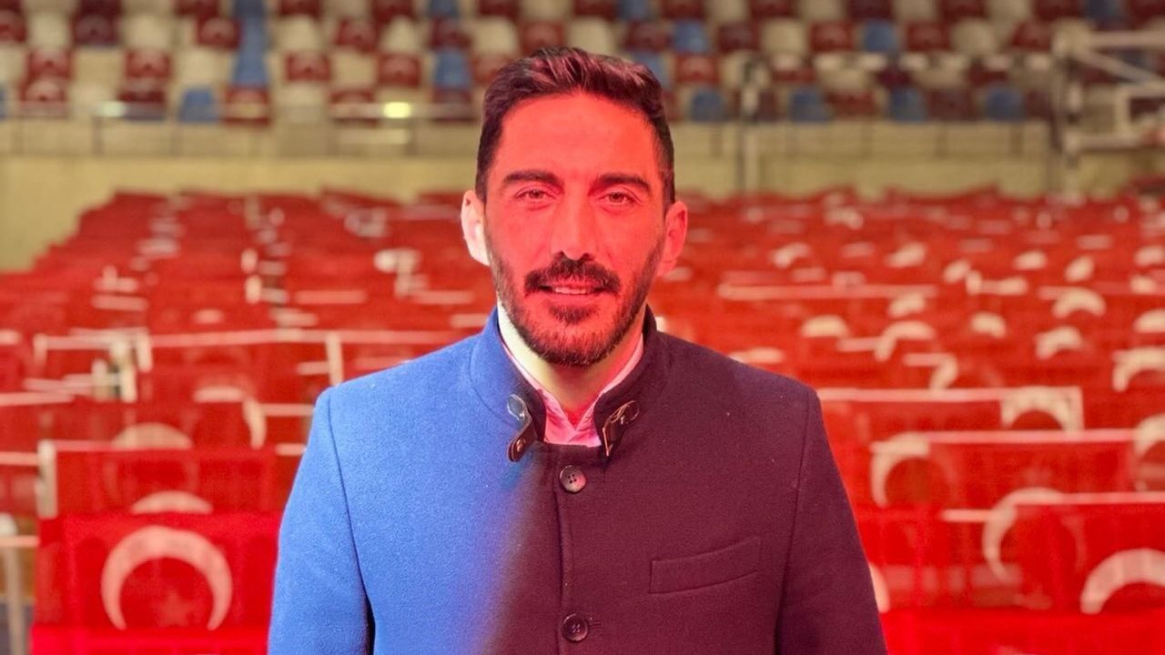 Özgür Özbek Ak Parti Antalya İl Yönetim Kurulu Üyesi-1