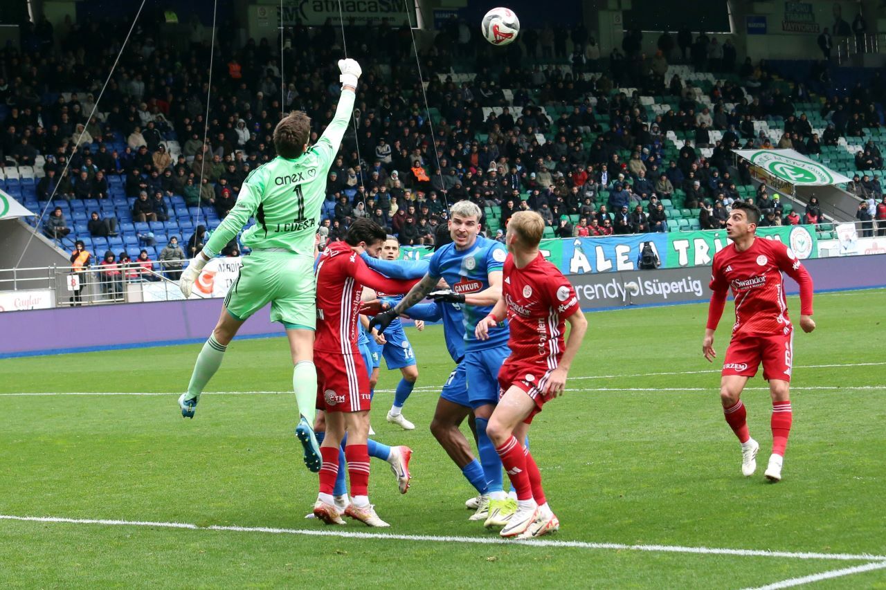 Trendyol Süper Lig Çaykur Rizespor 1 Antalyaspor (İlk Yarı) (2)