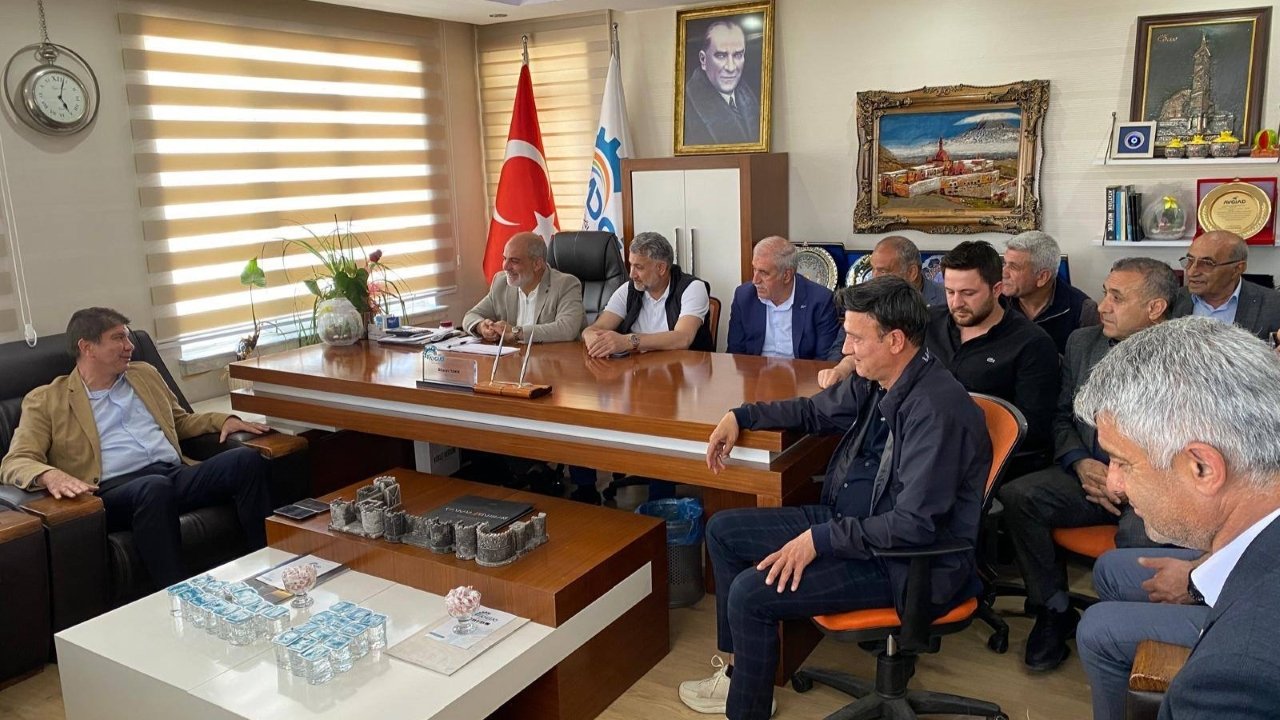 672690058 1476154320531210 8208611342687646232 N