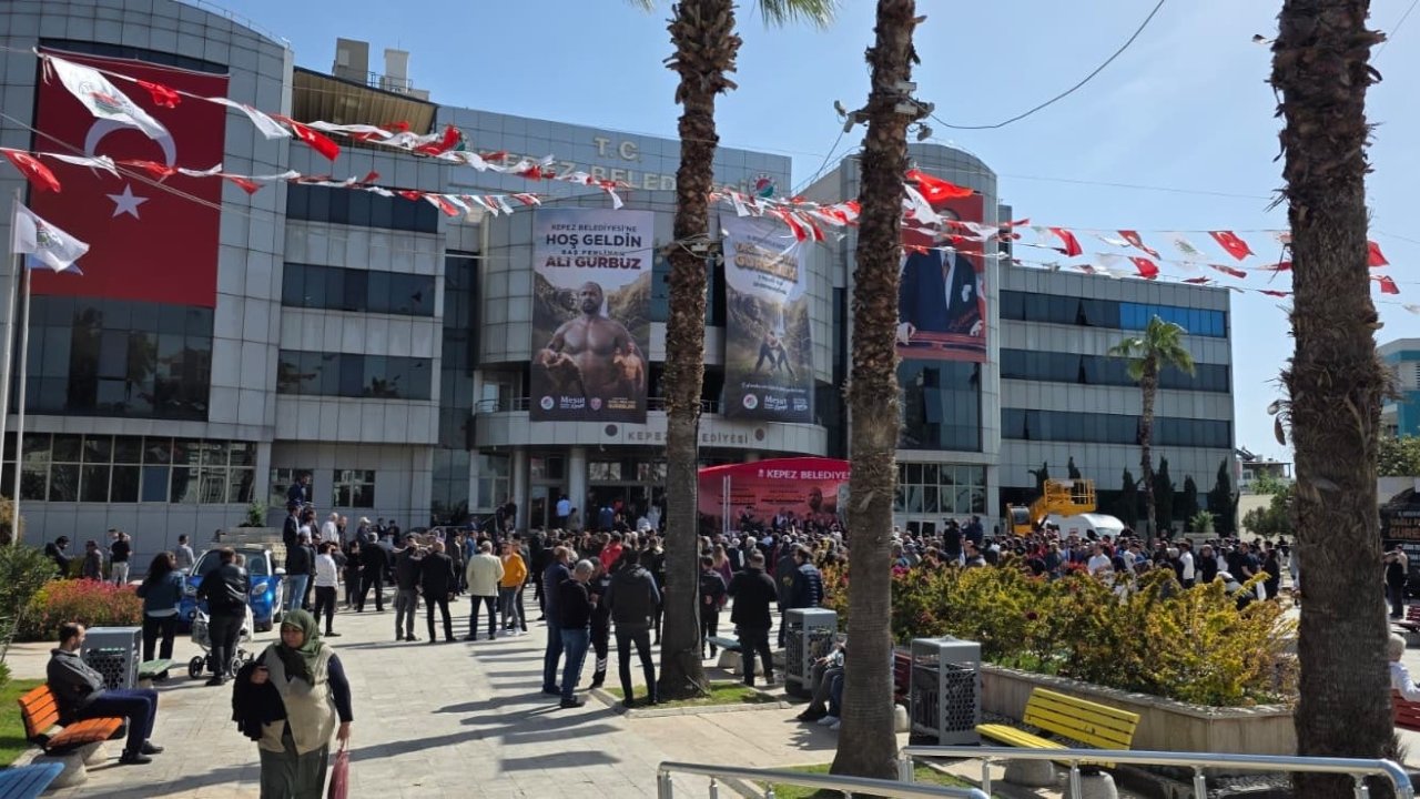 Ali Gürbüz Kepez Belediyesi Imza Töreni (4)