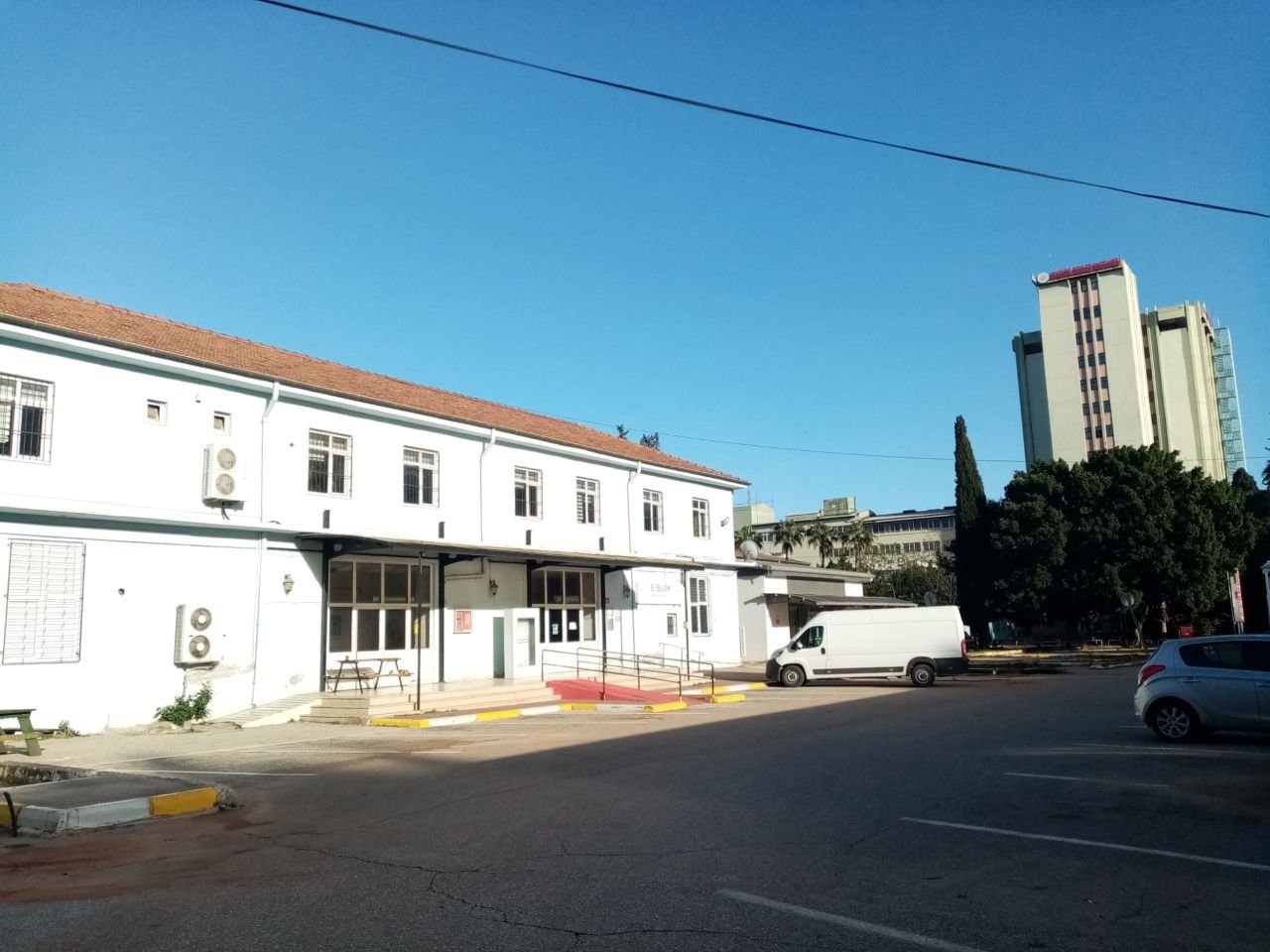 Atatürk Devlet Hastanesi Binası