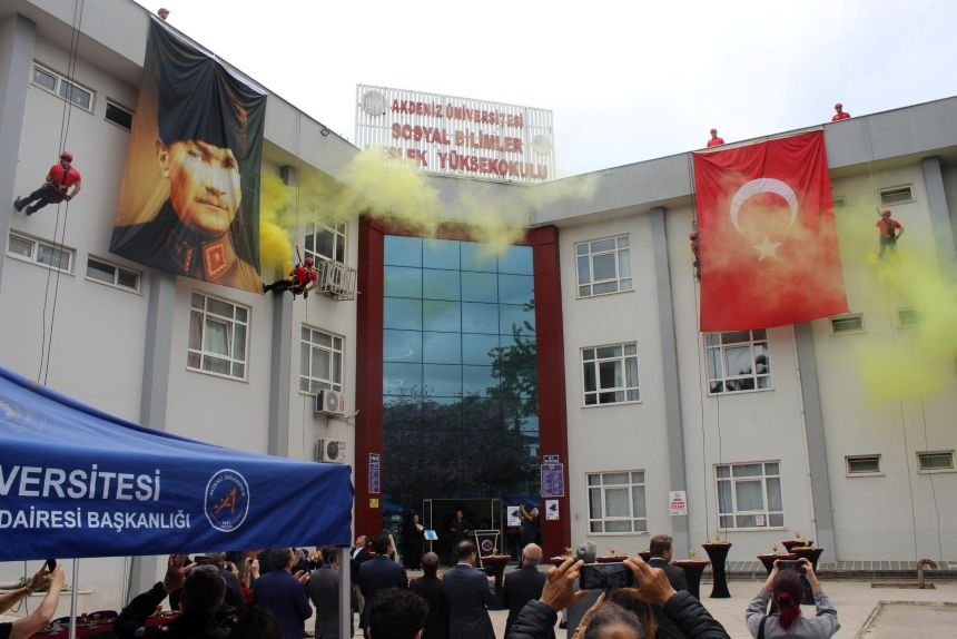 Aü Plilav Günü (3)