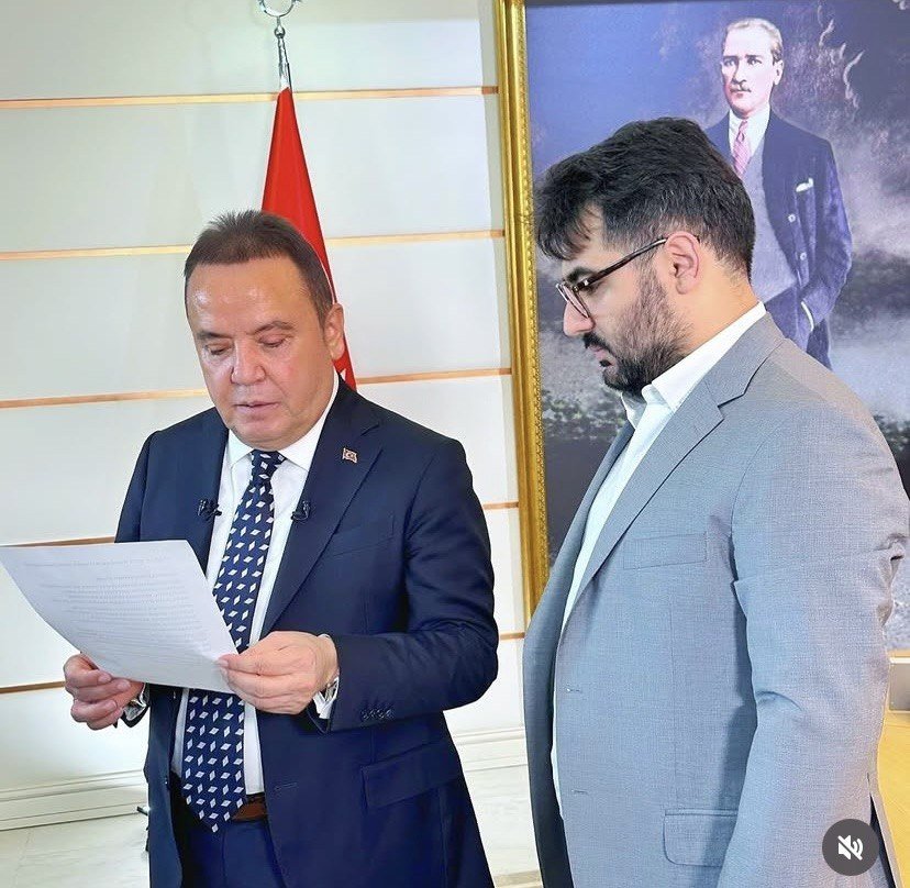 Batuhan Ülker Muhittin Böcek Ile