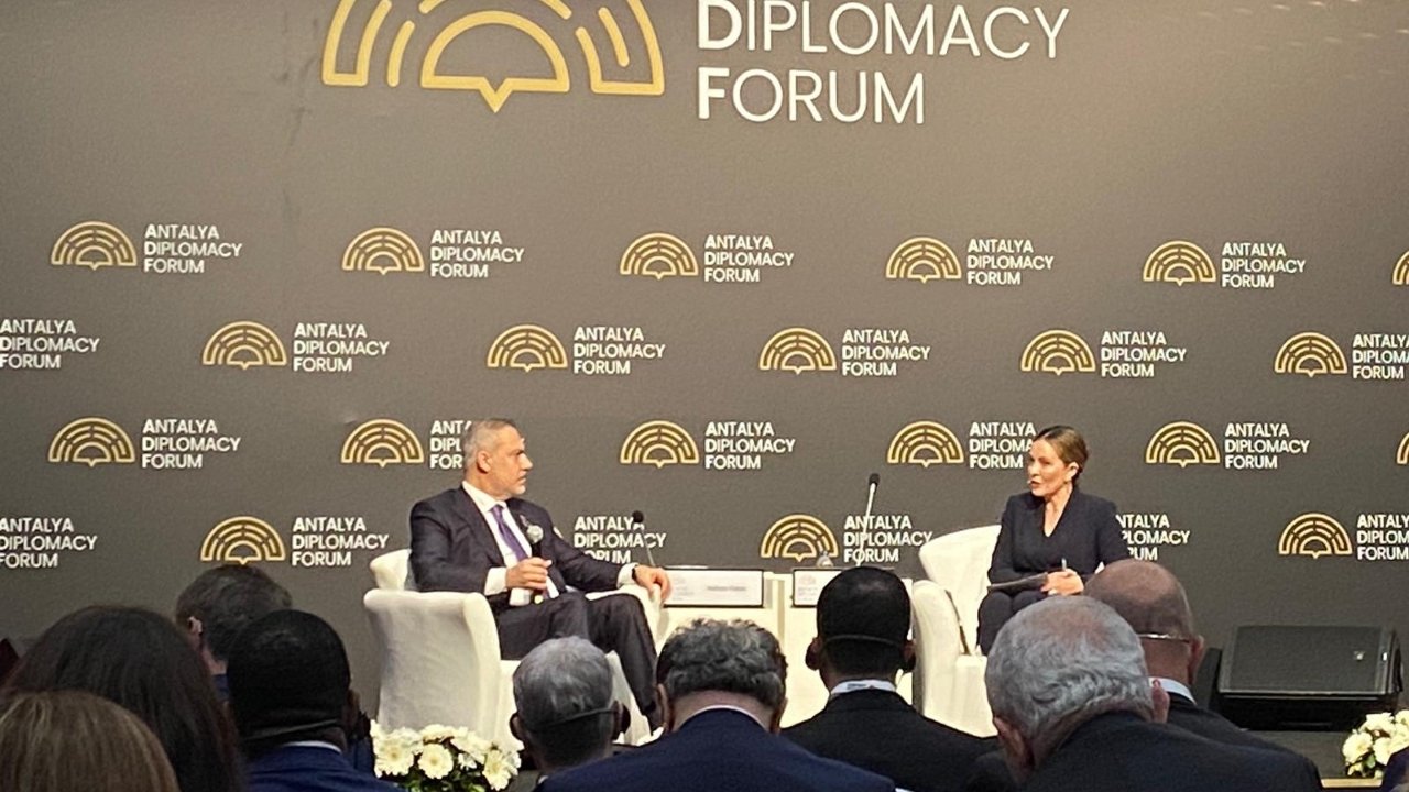 Hakan Fidan Antalya Diplomasi Formu