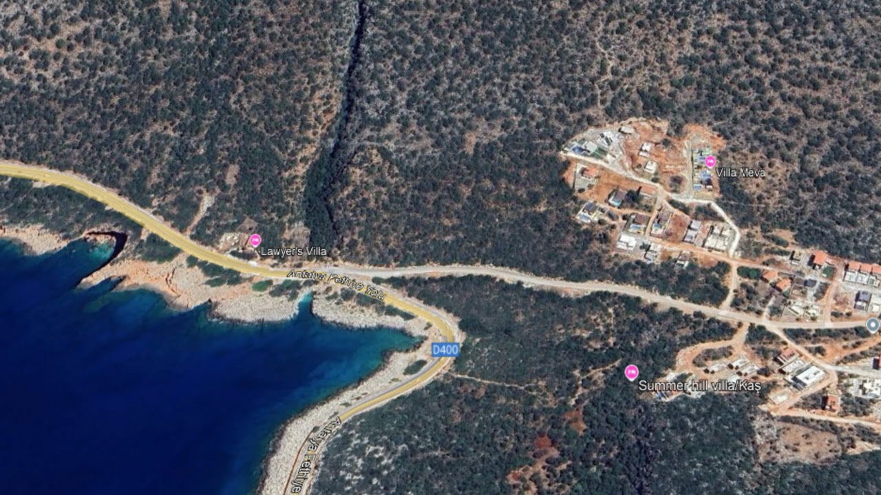 Kaş'ta kaçak yapı- deniz