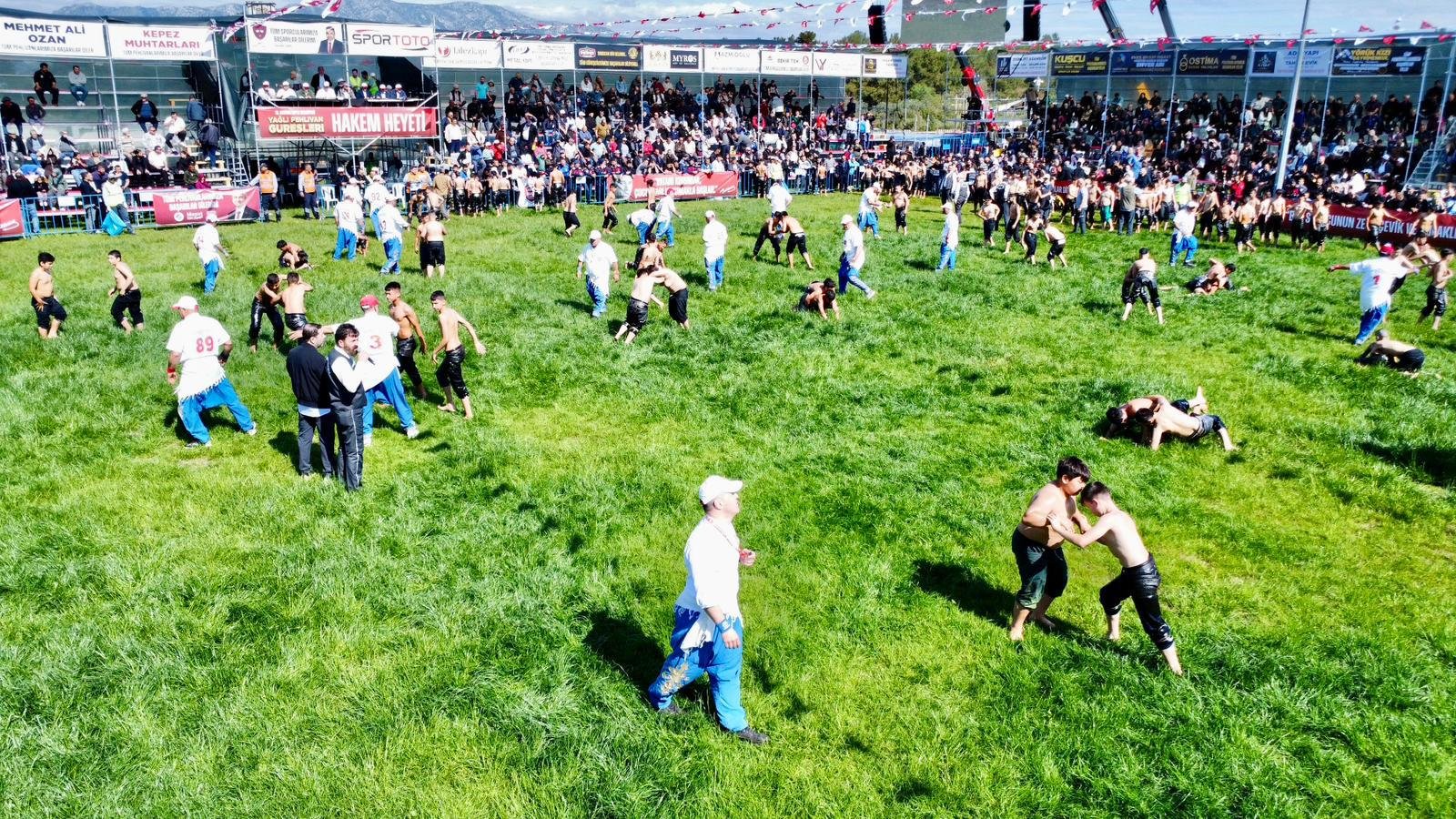 Kepezde Pehlivanlar Duali Cayira Cikti 3