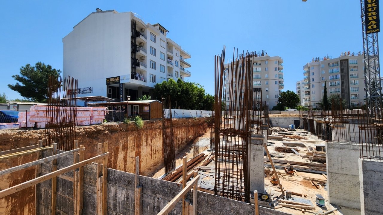 Konyaaltı'na Devasa Küllüye Inşaatı 2