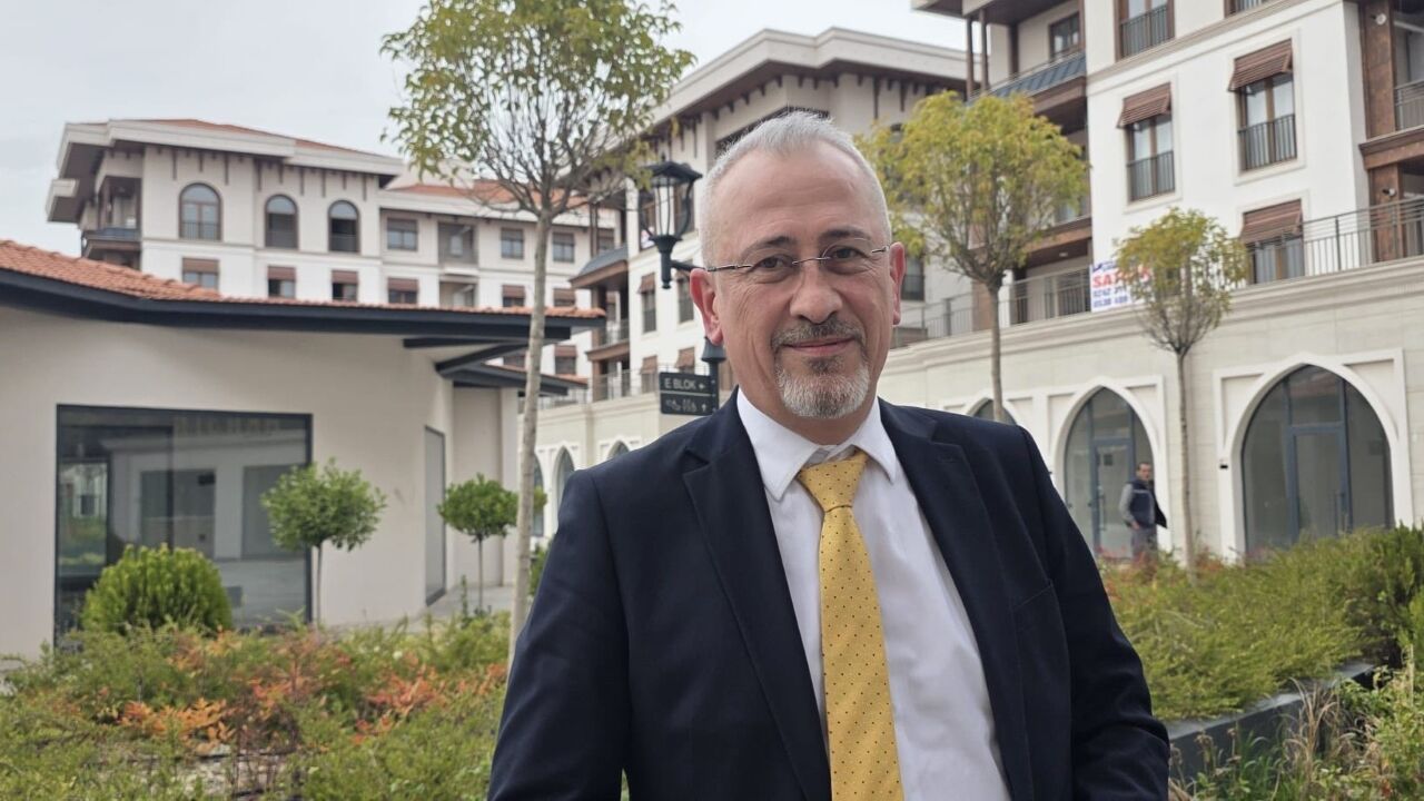 Koray Küçüksarı Korkuteli Meclsi Üyesi (1)