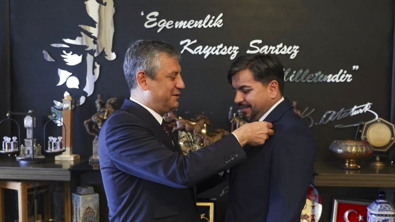 Özgür Özel (Chp Genel Başkanı) Arif Kocabıyık (4)