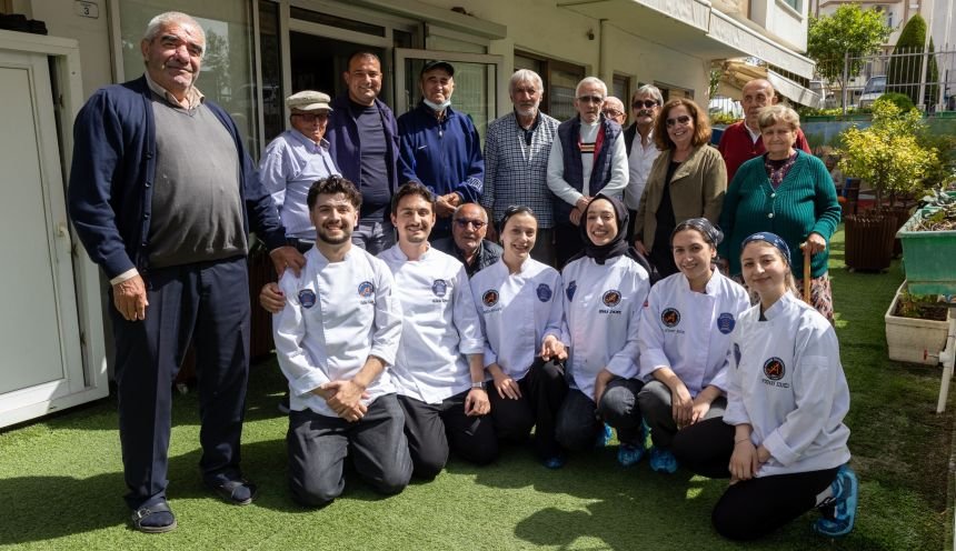 Manavgat'ta kalpleri ısıtan buluşma